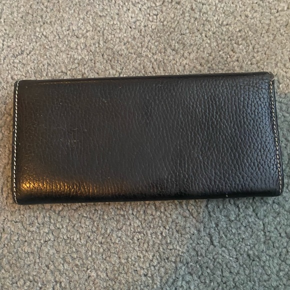 Tod’s Pebbled Calfskin Leather Long Wallet - Picture 7 of 7